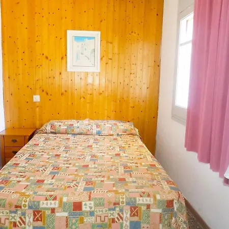 Apartsalou San Jordi Apartment